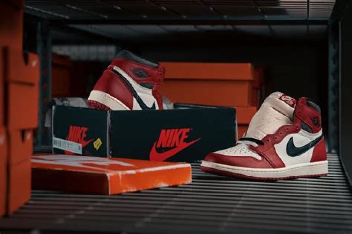 A Closer Look At The Sensational Singer's Footwear