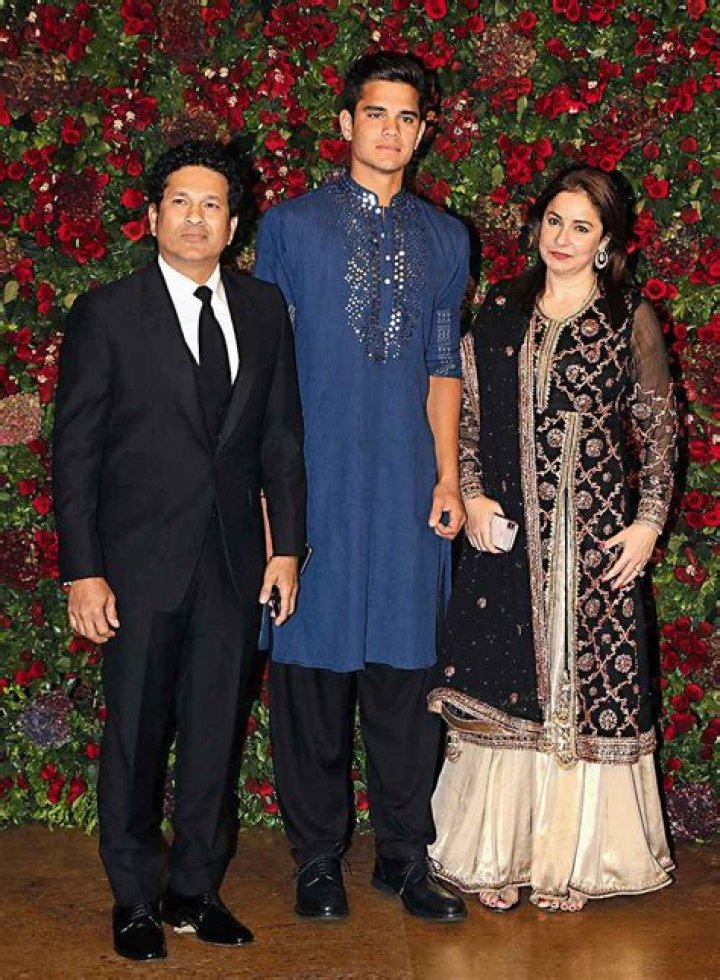An Exclusive Meeting With Arjun's Parents And Sachin And Anjali