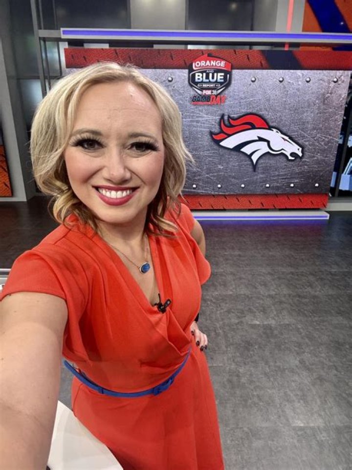 Britt Ghiroli Age, Wiki, Biography Height, Boyfriend, Salary, Net Worth |