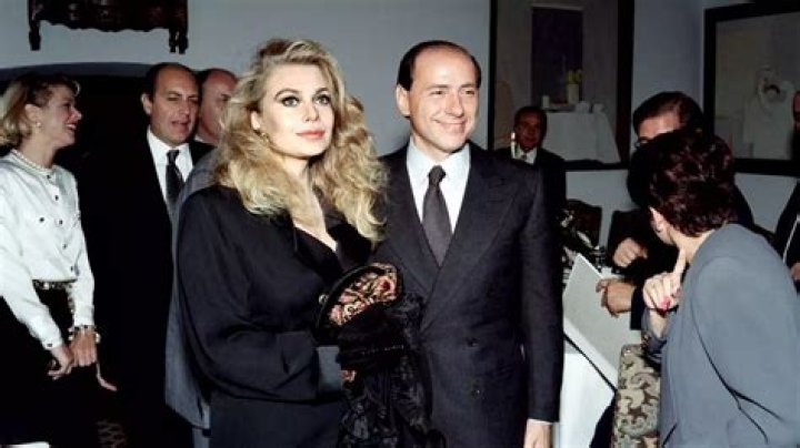 Discover The Unseen World Of Carla Elvira Lucia Dall'Oglio