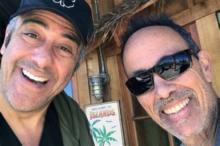 Does Brad Garrett Have A Brother?