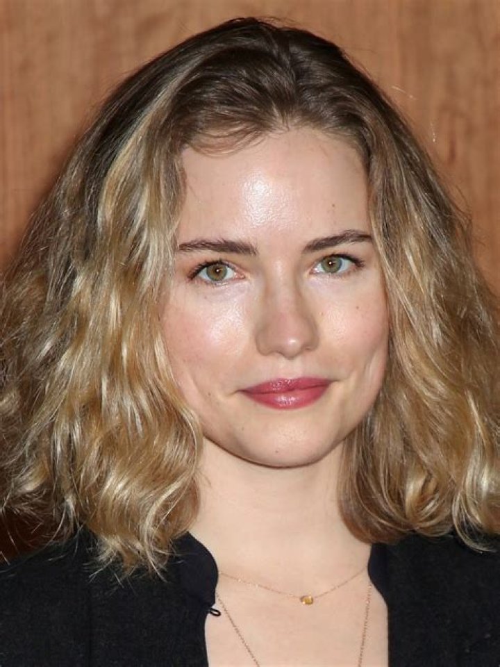 How Tall Is Willa Fitzgerald