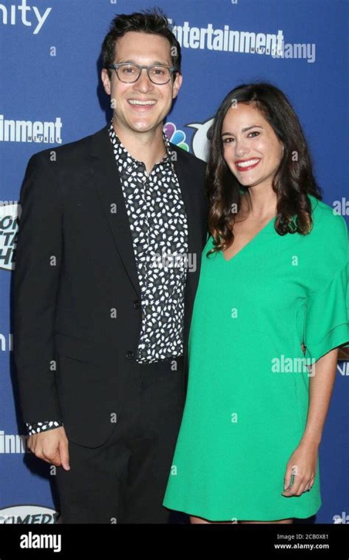 Is Dan Levy Married to Girlfriend Rachel Specter? Details on Partner and Net Worth