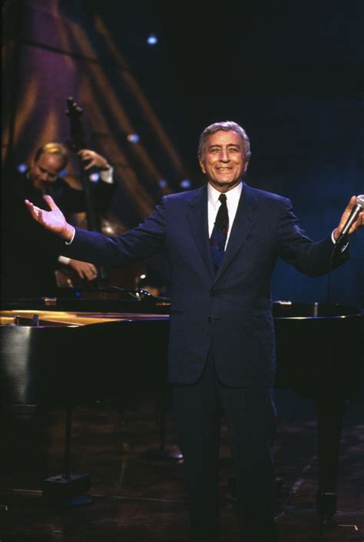 Is Tony Bennett Jewish? All About His Faith & Religion