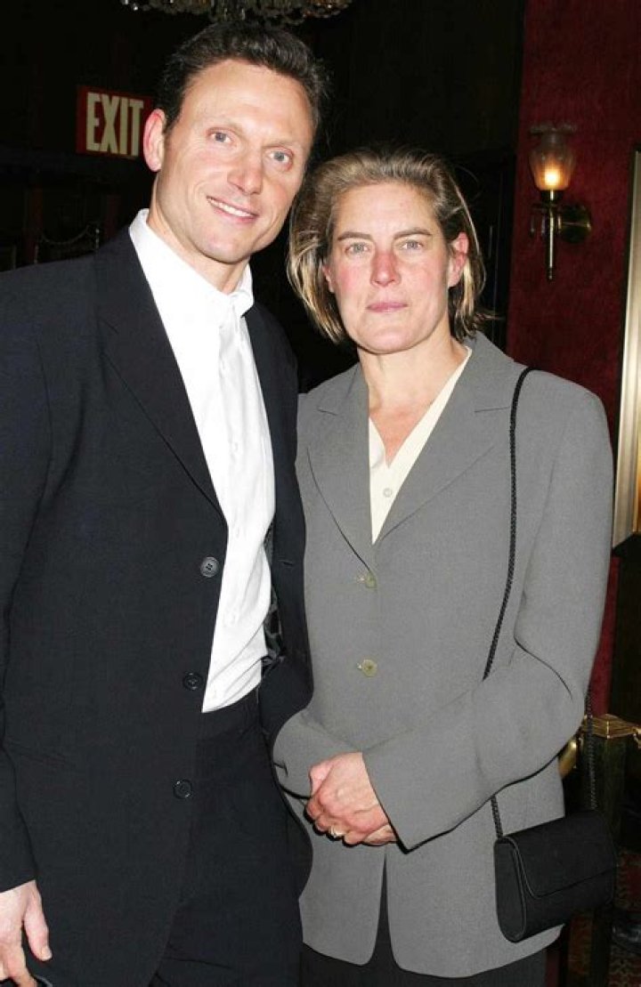 Jane Musky Tony Goldwyn Wife