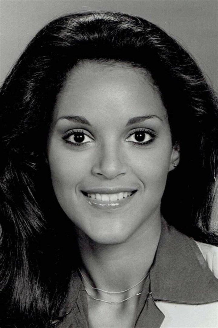 Jayne Kennedy ·