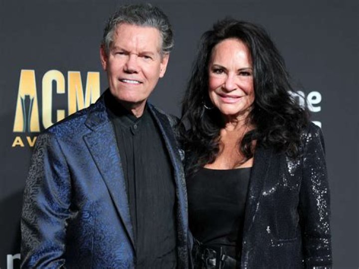 The True Age Of Randy Travis's Wife Revealed