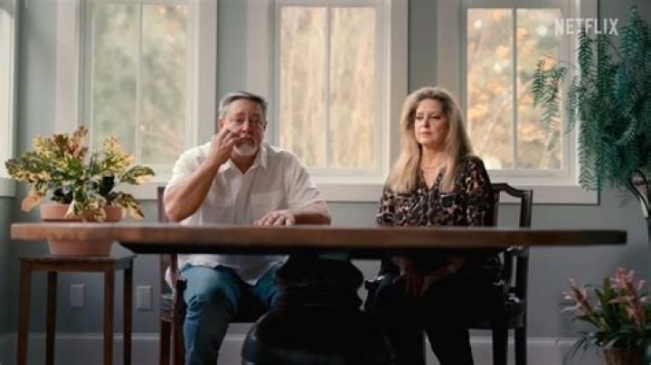 The Untold Truth About Mallory Beach's Parents' Divorce: Unraveling The Mysteries