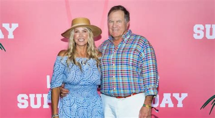 Uncover The Truth: Linda Holliday's Age Revealed!
