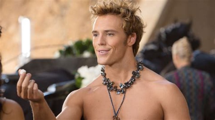 Unveiling The Intriguing Height Of Sam Claflin: A Journey Of Discovery