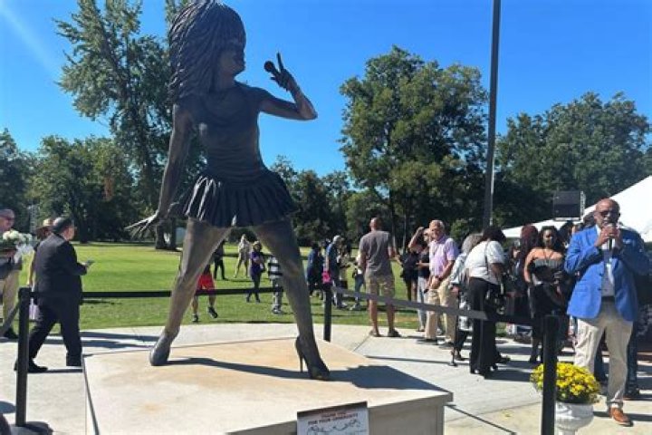 Unveiling The Secrets Behind Tina Turner's Height And Weight: Insights Revealed