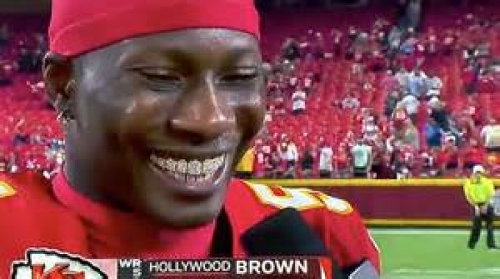 What is Hollywood Browns real name? How Old Is Hollywood Brown?